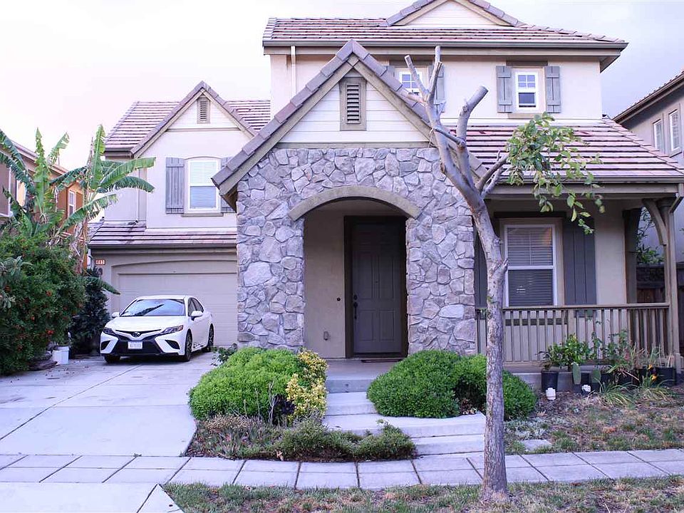 1st image of 463 W Bonaventure Ave