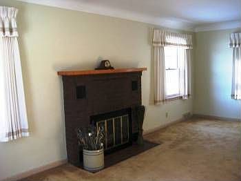 2nd image of 1102 SE 11th St