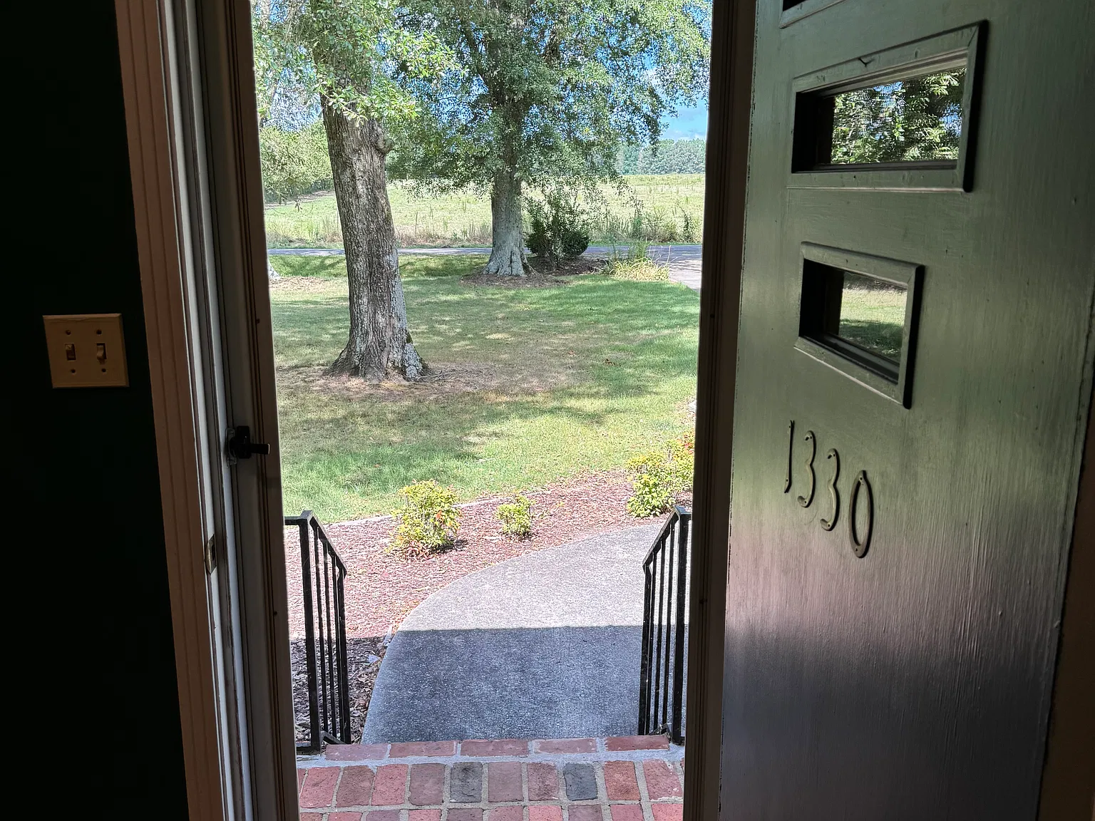 3 bed, 1757 sqft, $1,200 — Photo 3