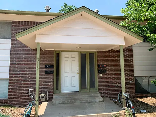 1313 Burton Ct Photo 1