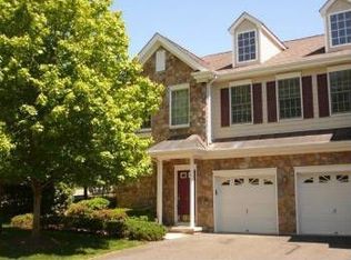 41 Pine Lake Ter, River Vale, NJ 07675