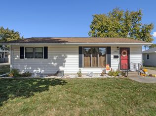 1905 Lorraine Ave, Waterloo, IA 50702