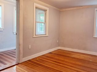 29 Linden St, Newton, MA 02464