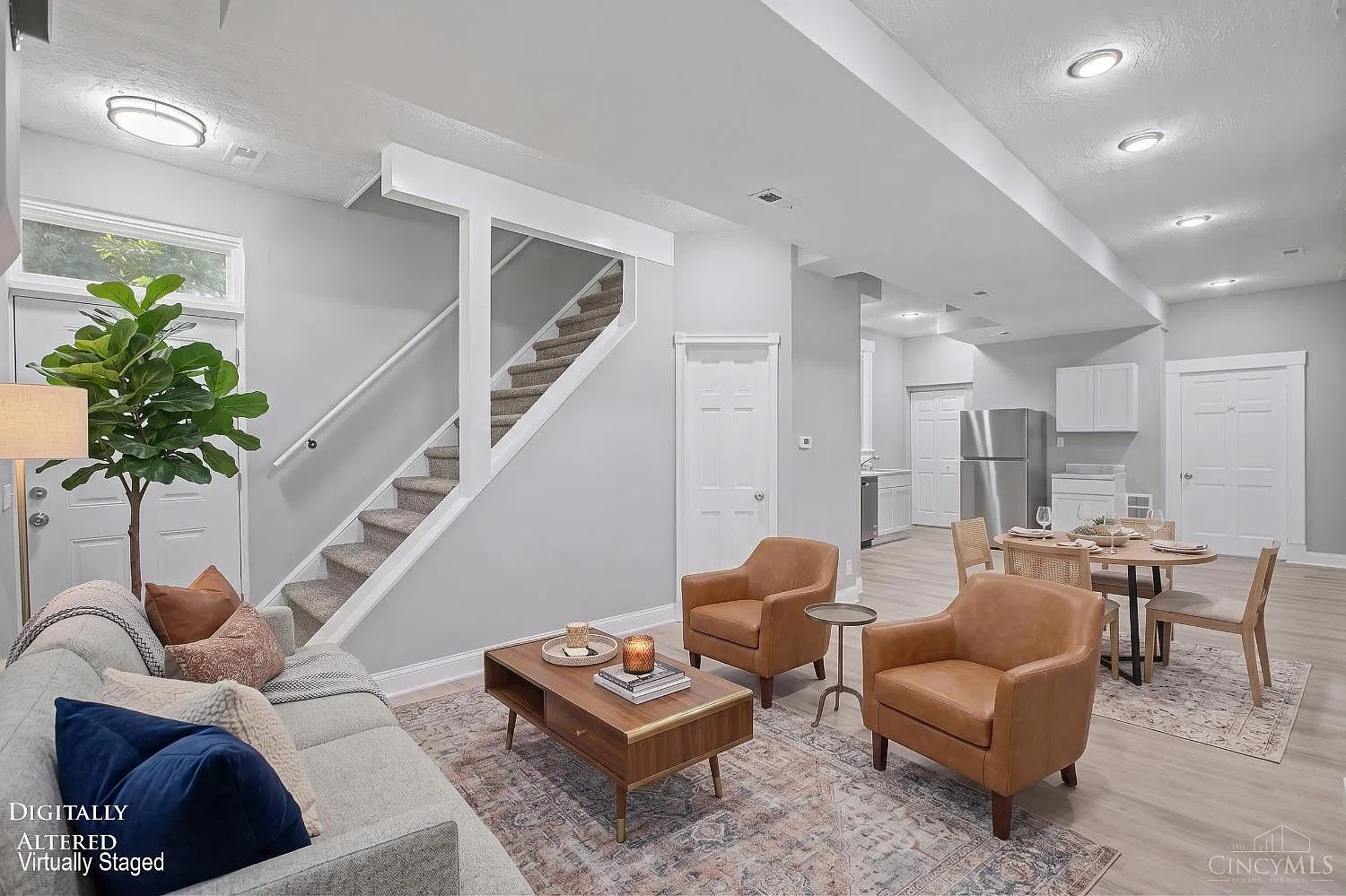3 bed, 1.5 bath, 1579 sqft, $2,295 — Photo 3