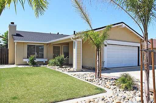 4th image of 360 Yosemite Dr