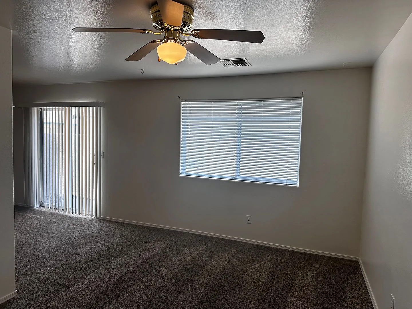 3329 Armour Lane — Photo 4