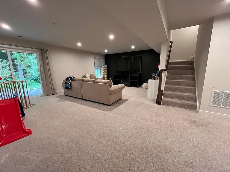 1411 Berry Dr — Photo 4