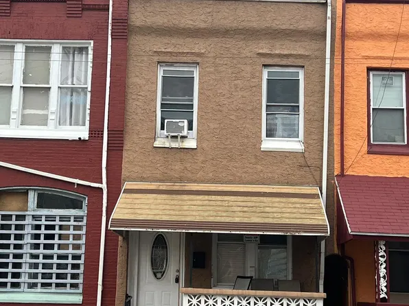 154 Buttonwood St, Reading, PA 19601