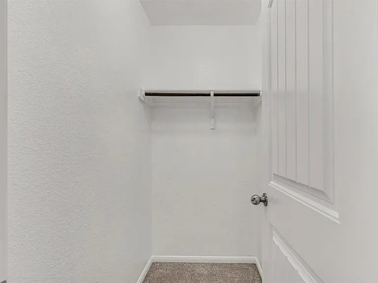 12304 Jamie Dr — Photo 23