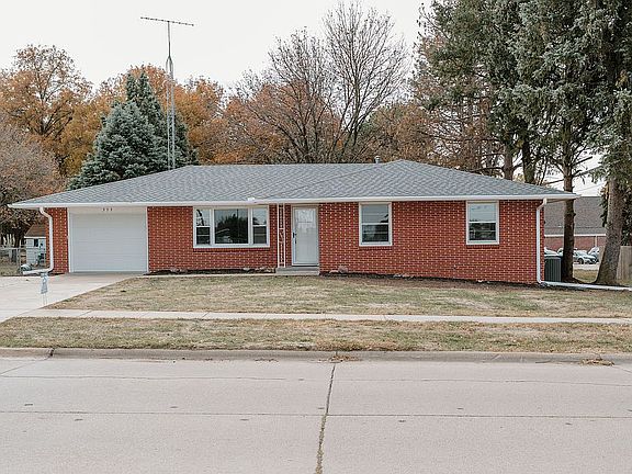 2nd image of 353 Northern Heights Dr