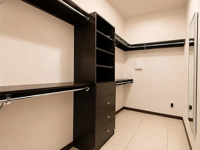 4217 Colbath Ave #430-A — Photo 13