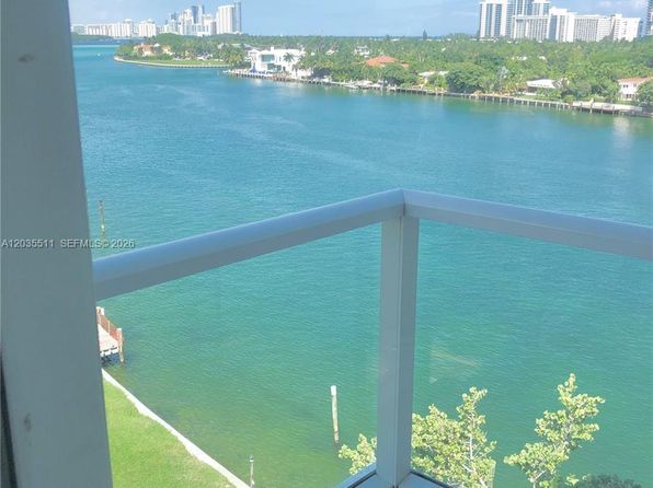 9901 E Bay Harbor Dr APT 802