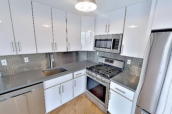 2nd image of 113 S 4th St #2A