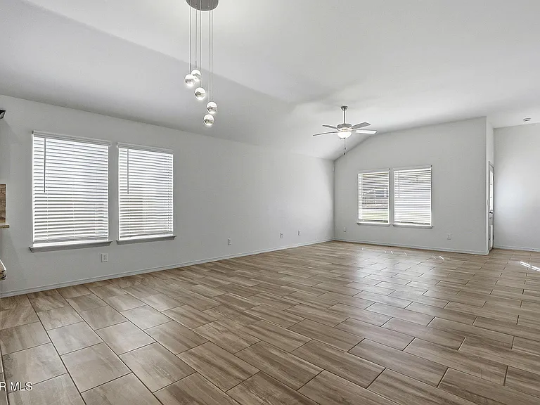 1177 Night Sky St — Photo 20