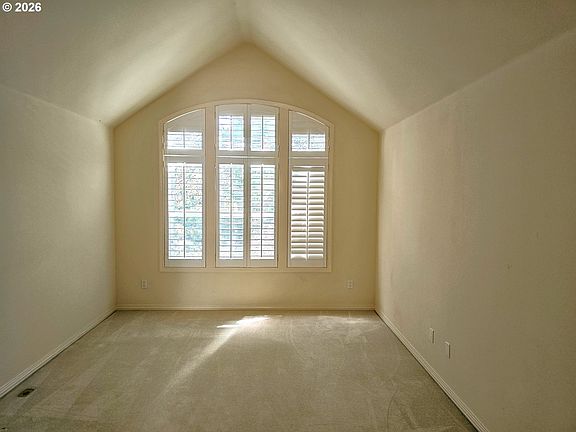 4th image of 15008 NW Aberdeen Dr