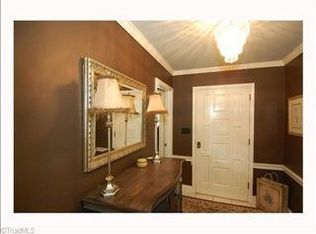 2600 S Bitting Rd, Winston Salem, NC 27104