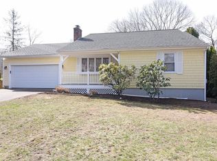 88 Pettaquamscutt Lake Rd, Saunderstown, RI 02874