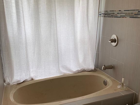2nd image of 11310 Blackwood Dr