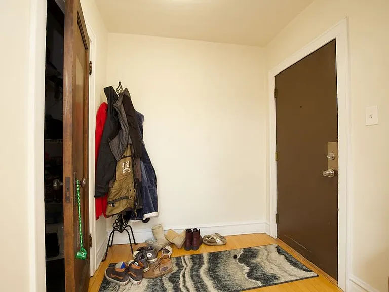 733 Elm St #103 — Photo 16