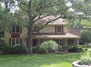 2167 Sunset Bluff Dr, Holland, MI 49424