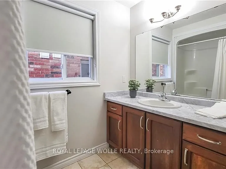 128 Udvari Cres #A — Photo 14