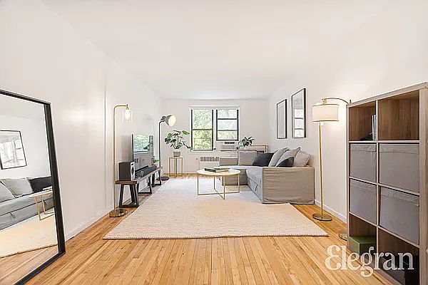 1st image of 305 W 18th St APT 3D