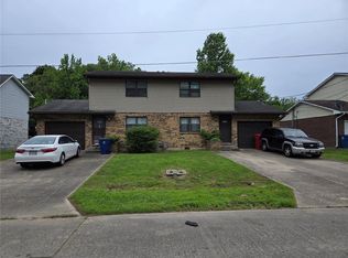 1023 Village Ln, Cape Girardeau, MO 63701