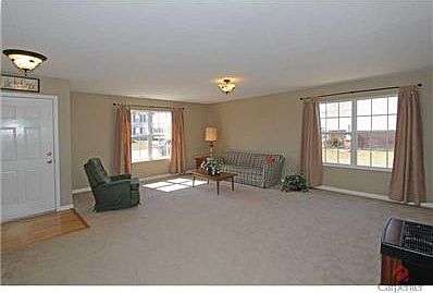 4th image of 782 Penny Ln