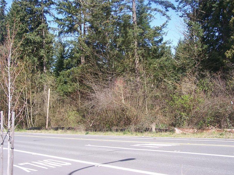 This is a view of the lot from Kersey Way SE