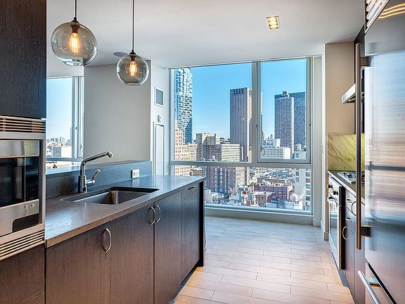 200 Chambers St #24CDE, New York, NY 10007 | MLS #22866295 | Zillow