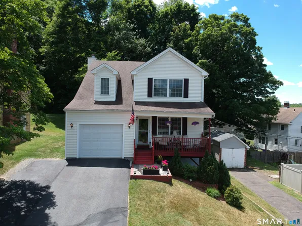 21 Hillcrest Avenue, Meriden, CT 06451