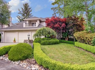 18364 NW Marseille Ct, Issaquah, WA 98027
