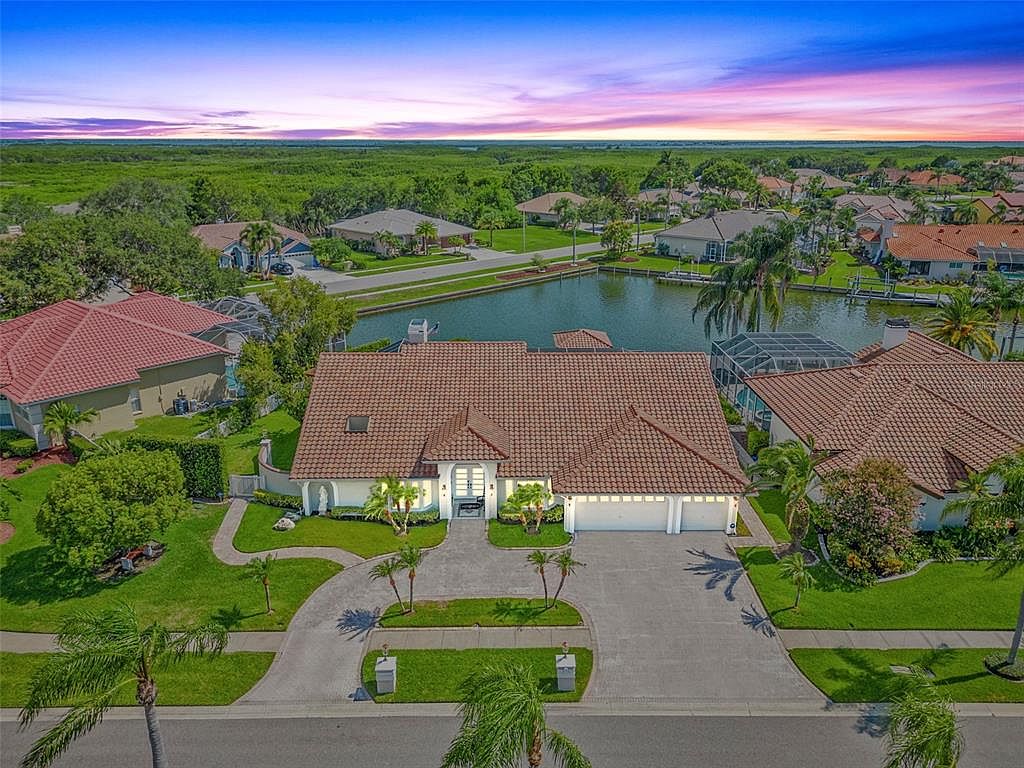 9804 Bay Island Dr, Tampa, FL 33615 Zillow