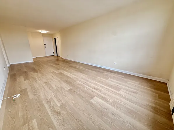 2400 East 3rd Street image 3 of 11