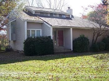 1st image of 1615 SE Brome Cir