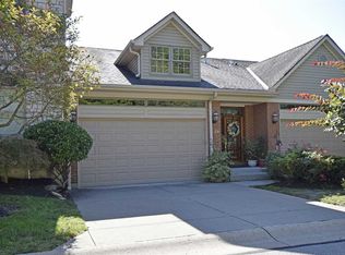 26 Grand Lake Dr, Fort Thomas, KY