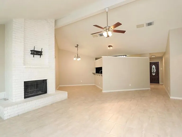 3134 Sedgeborough Dr — Photo 6