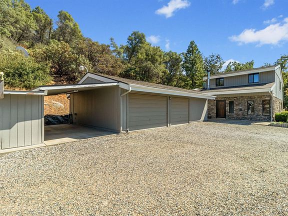 2nd image of 49593 Vinnard Dr