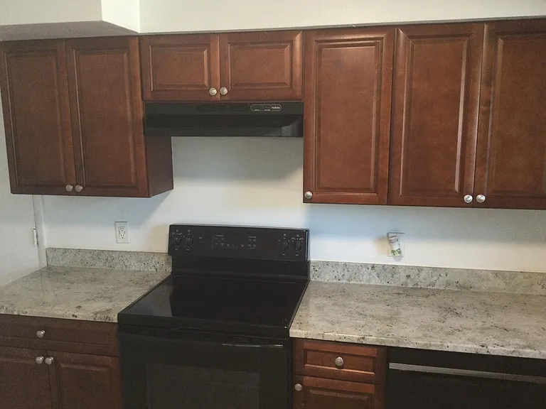 3097 Crescent Dr — Photo 16