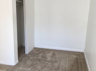 2416 S Sartain St, Philadelphia, PA 19148