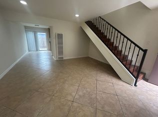 7822 Newman Ave UNIT B, Huntington Beach, CA 92647