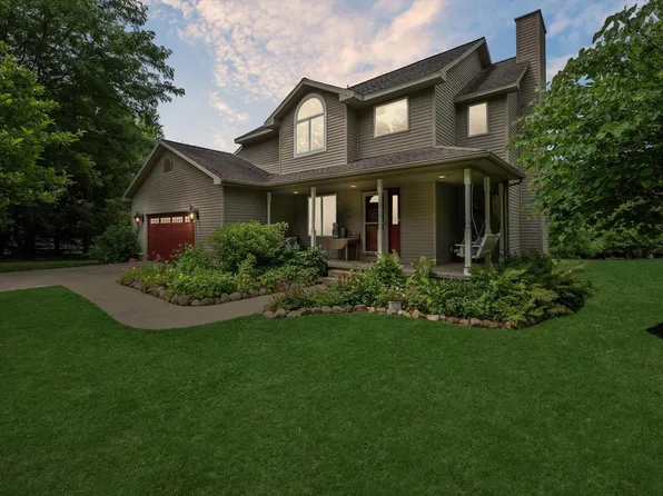 7118 Browns Lake Rd, Jackson, MI 49201