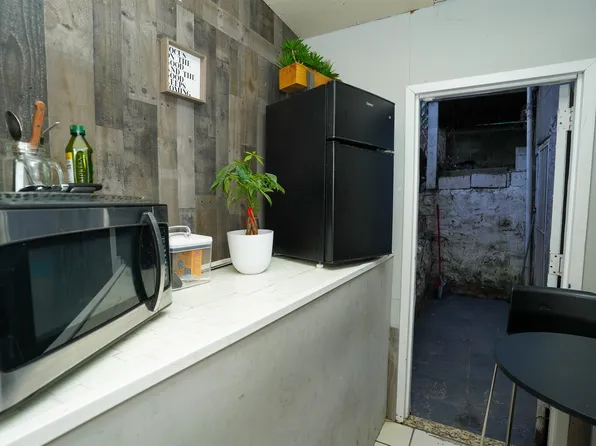 6607 Bergenline Avenue image 22 of 27