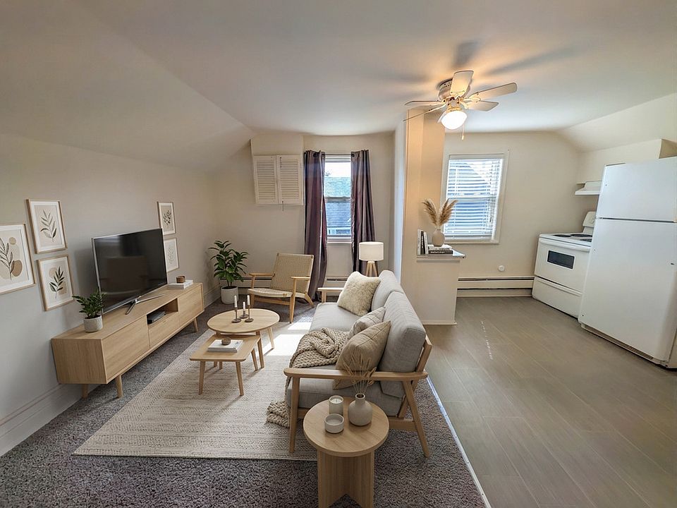 1st image of 42 Leeper St #2