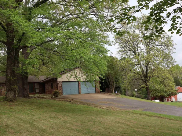 110 Thomas Rd, Greenbrier, AR 72058