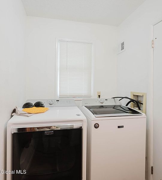 5th image of 23 Westchester Court