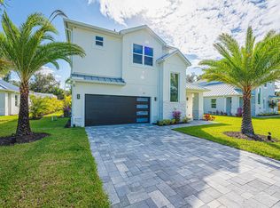 2093 Greenway Dr, Melbourne, FL 32901