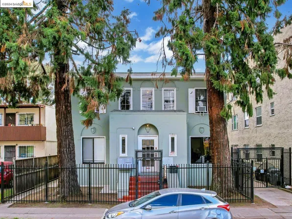 709 40th St, Oakland, CA 94609