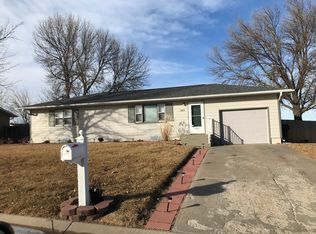 1365 E 8th St, Colby, KS 67701