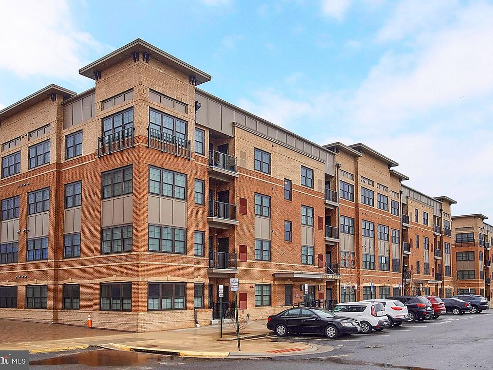 1st image of 2905 Bleeker St #4-406